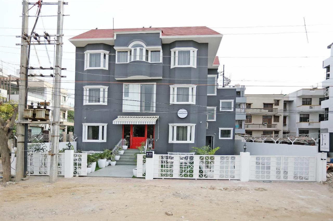 Oyo Townhouse 17 Huda City Center Near Leisure Valley Park Gurgaon Buitenkant foto
