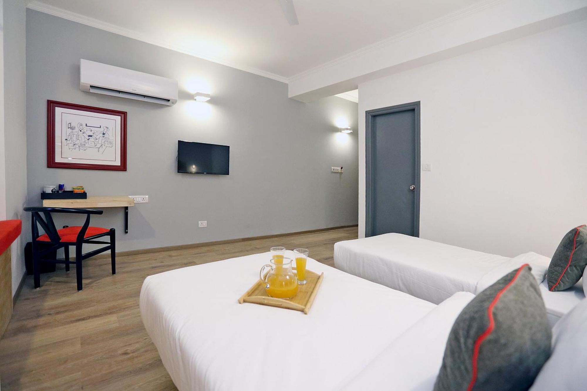 Oyo Townhouse 17 Huda City Center Near Leisure Valley Park Gurgaon Buitenkant foto